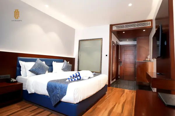 DELUXE ROOM