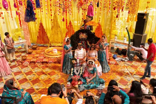 Phoolon Ki Holi